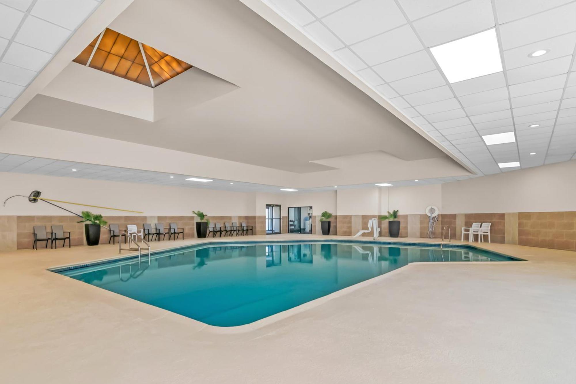 Clarion Inn North Haven Ngoại thất bức ảnh